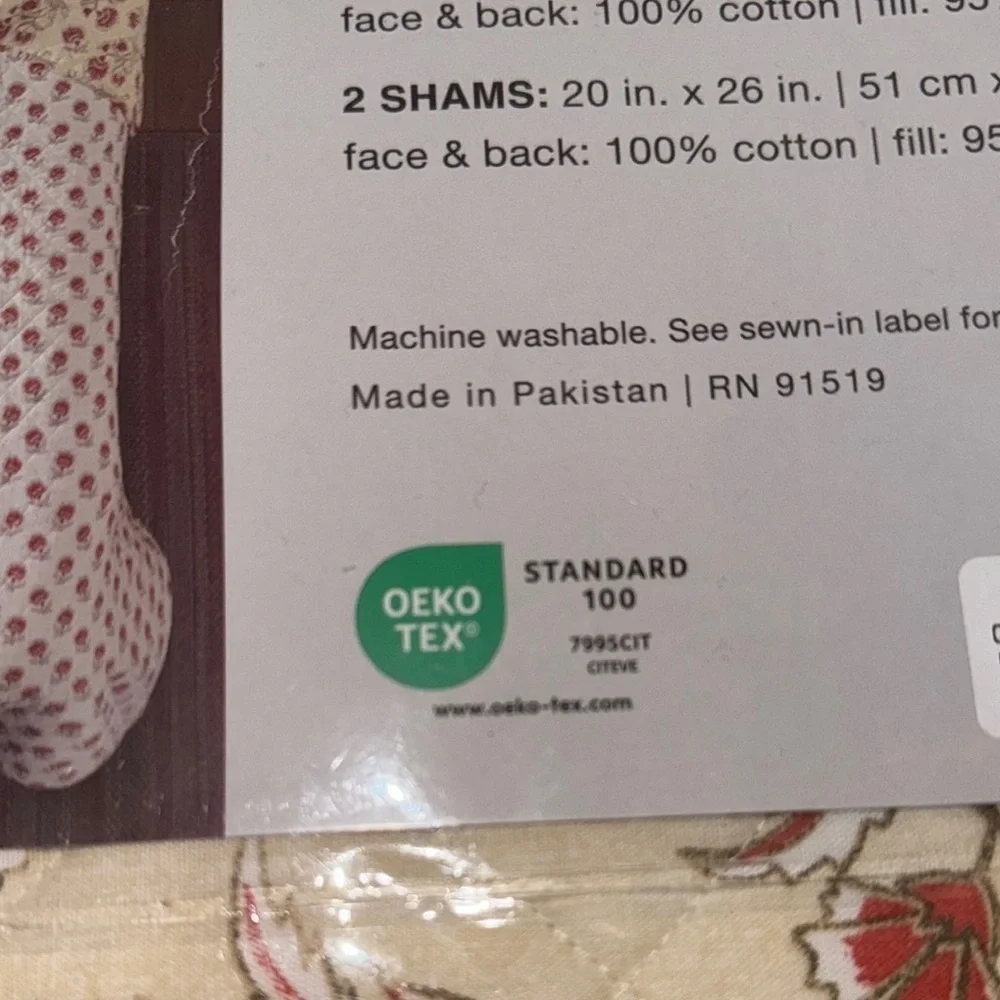 Cream and Red Vintage-Inspired Floral Quilt